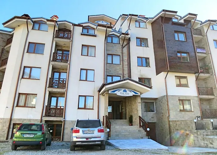 Parkview Complex Large Flat Next To Ski Lift